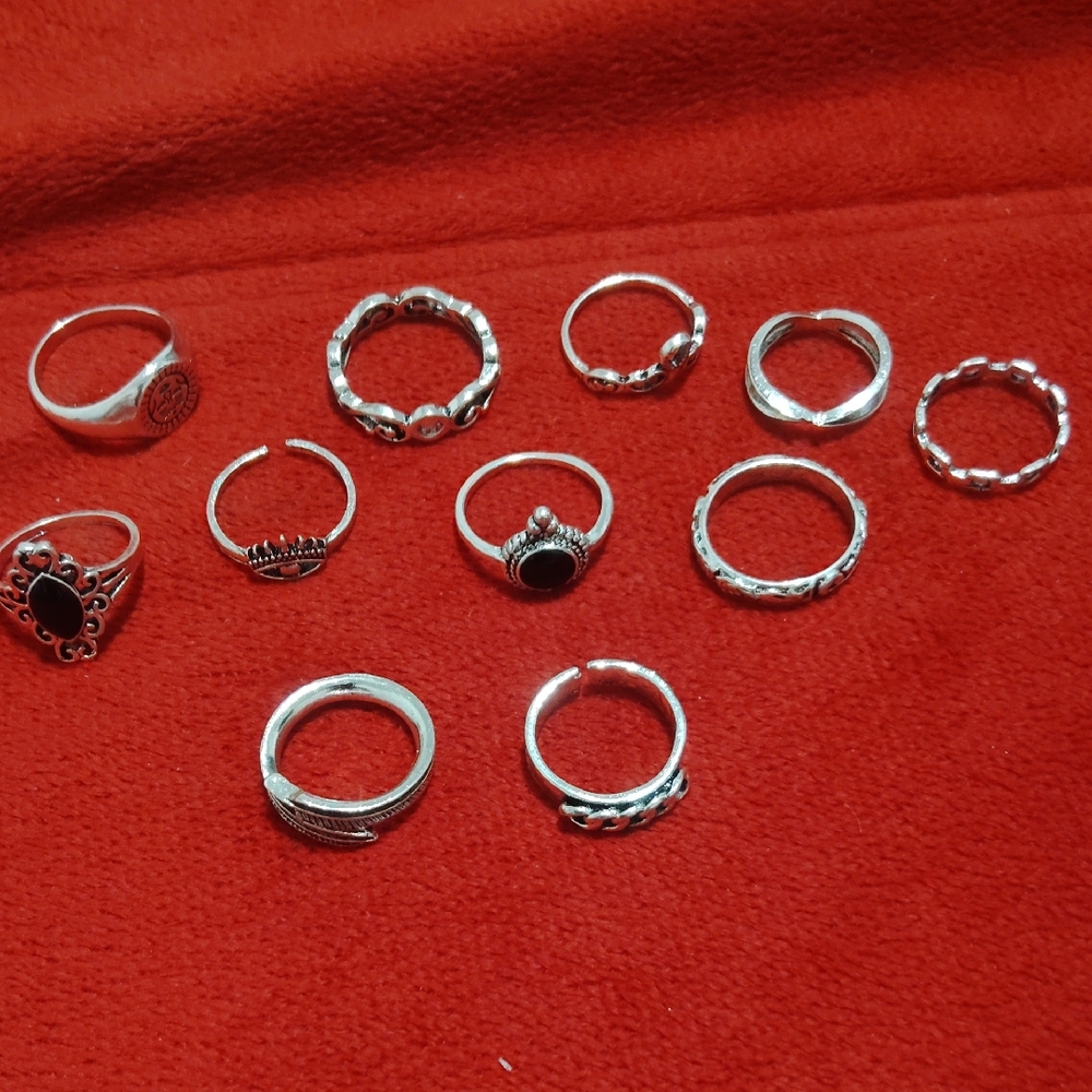 Elegant Silver Ring Set for Women
